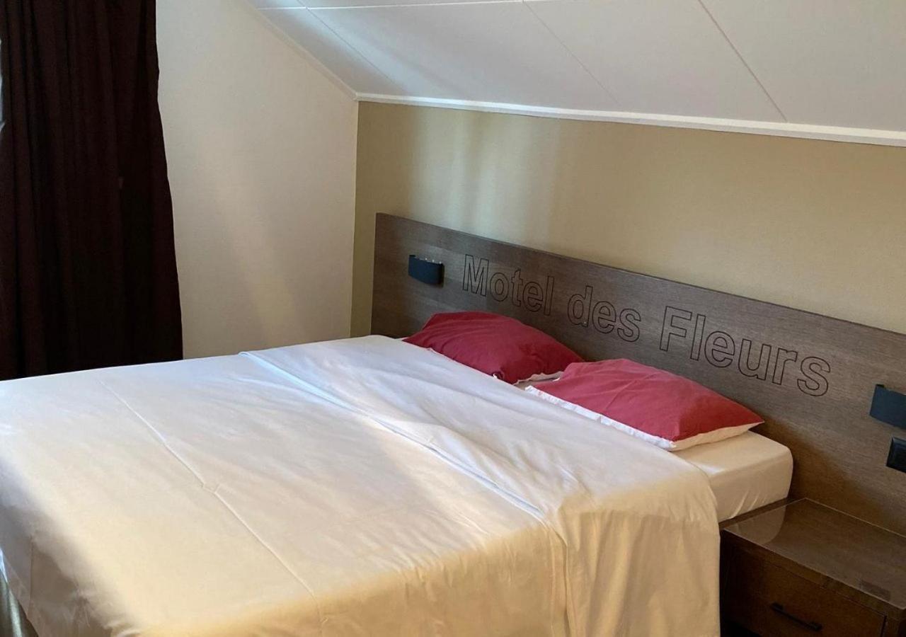 Motel Des Fleurs Servion ภายนอก รูปภาพ